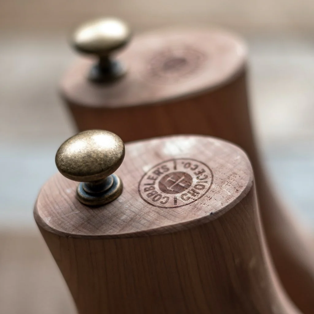 Women's Cedar Boot Tree - Image 6