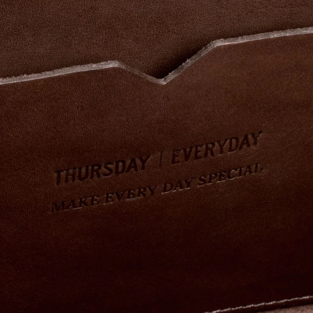 Everyday Tote | Old English (XL) - Image 5